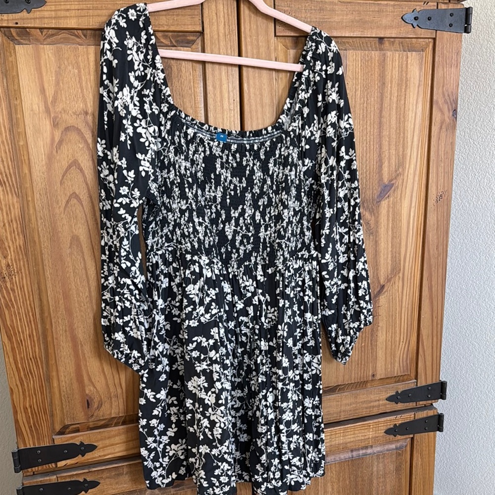 Old Navy black floral dress 2X